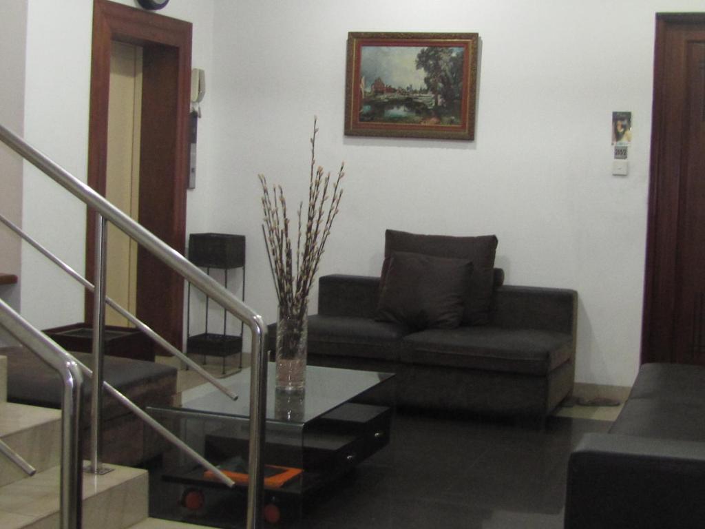 Whitehouse Residencies Bed and Breakfast Colombo Eksteriør billede